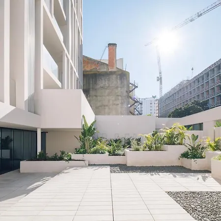 Adraga - 1 Bedroom And Shared Pool In Avenidas Novas Apartamento *