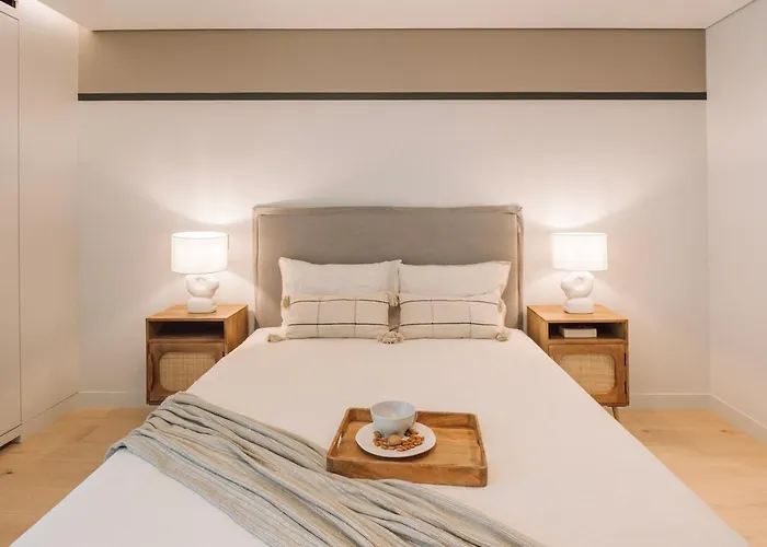 דירה Adraga - 1 Bedroom And Shared Pool In Avenidas Novas *