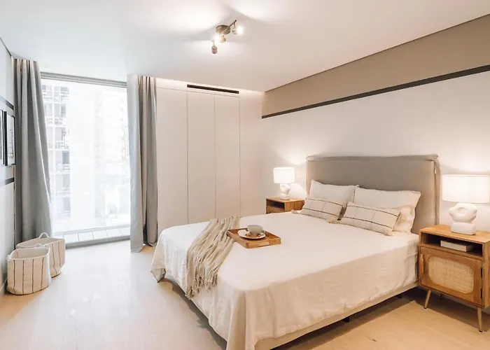 Adraga - 1 Bedroom And Shared Pool In Avenidas Novas ליסבון